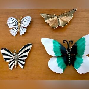 Lot of 4 vintage butterfly brooches